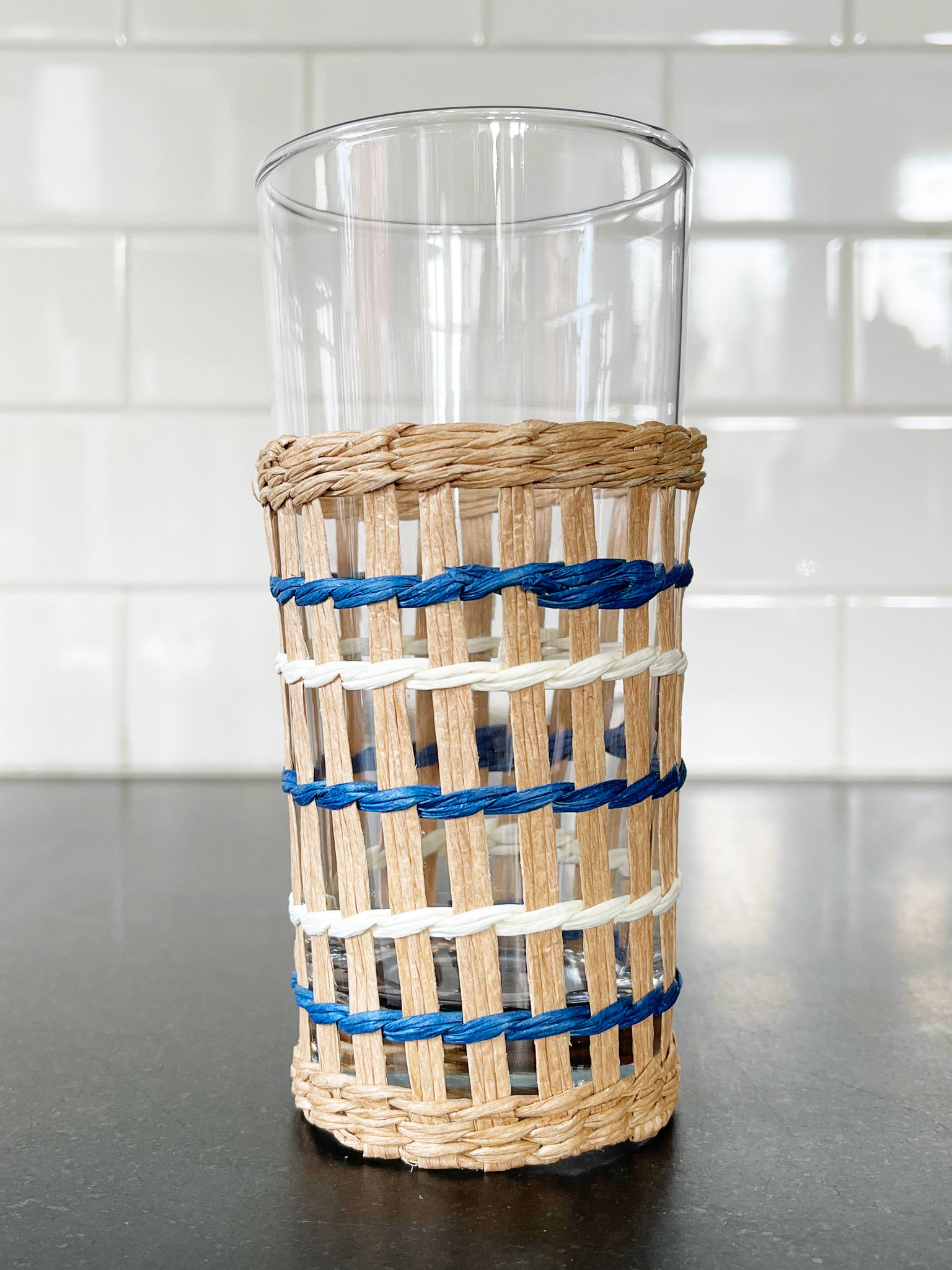 https://cdn.shoplightspeed.com/shops/643528/files/53903848/santorini-lattice-highball-glass.jpg