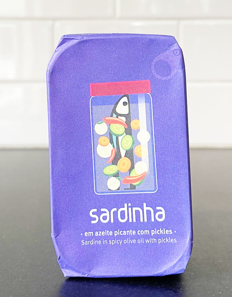 Sardinha Sardines in Spicy Olive Oil with Pickles