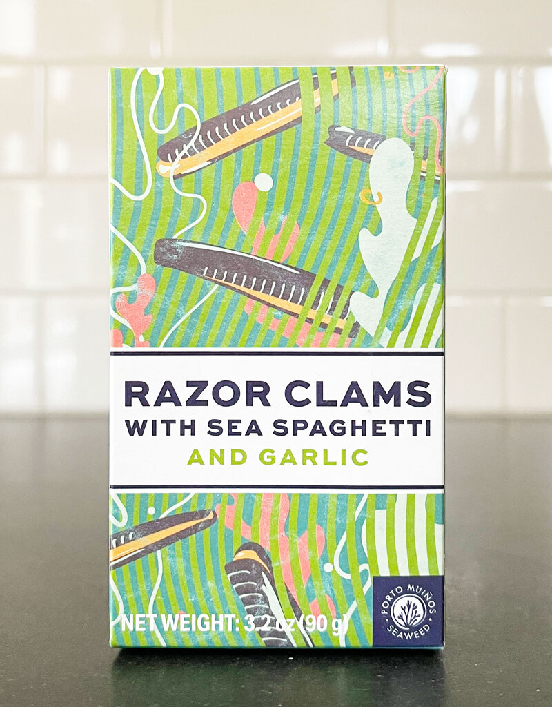 Medineterranean Porto-Muinos Razor Clams with Sea Spaghetti & Garlic