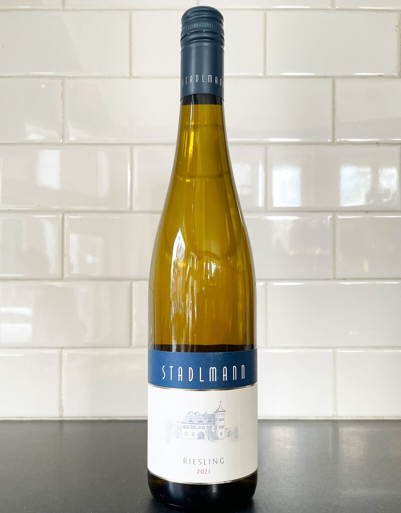 Local Operator Stadlmann Riesling 2021