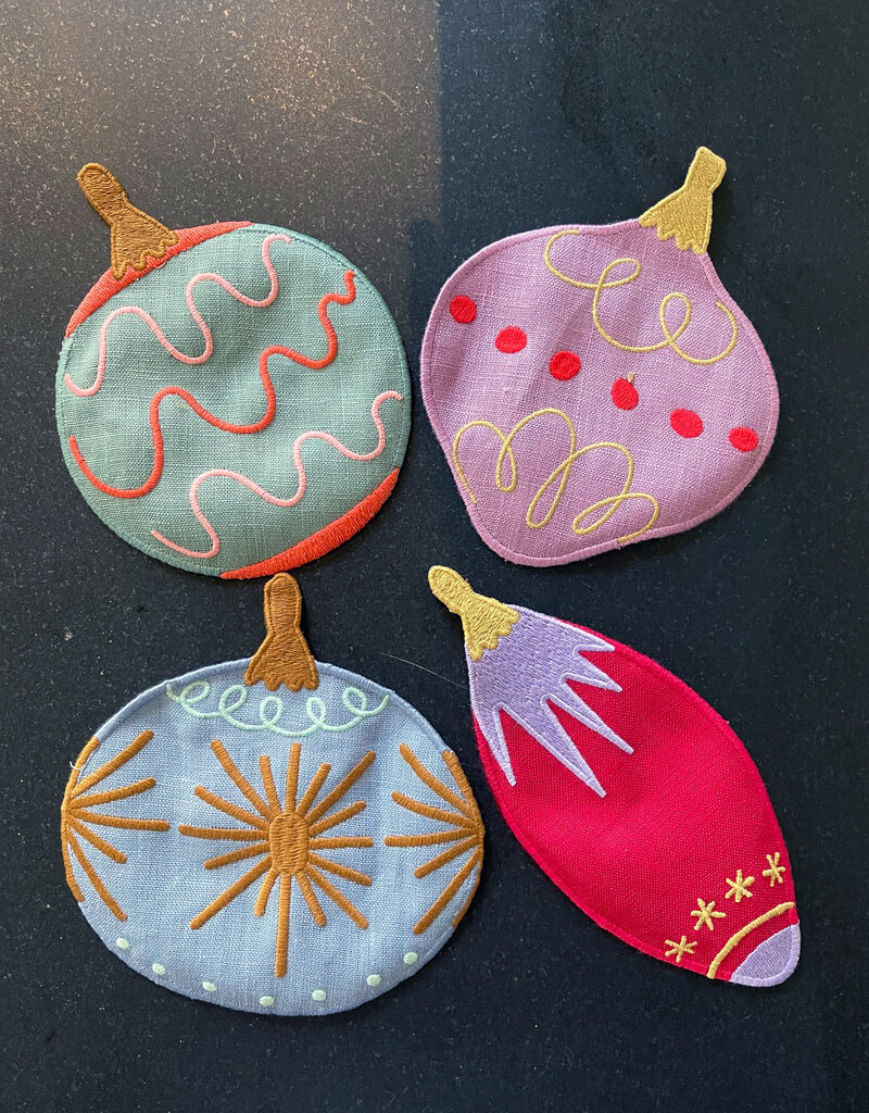 Piecework Puzzles Piecework Puzzles Deck The Halls Cocktail Napkins