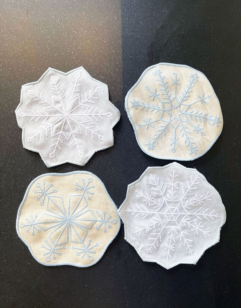 Piecework Puzzles Piecework Puzzles Snowflakes Cocktail Napkins