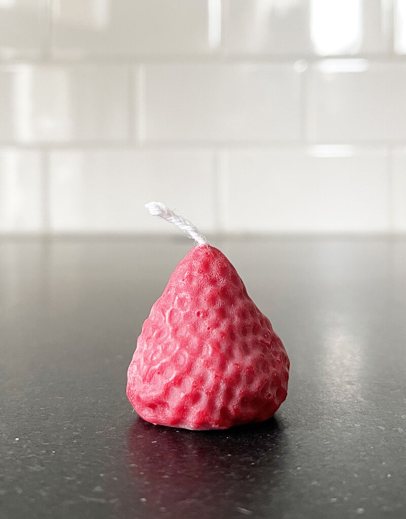 Scandles Scandles Strawberry Candle