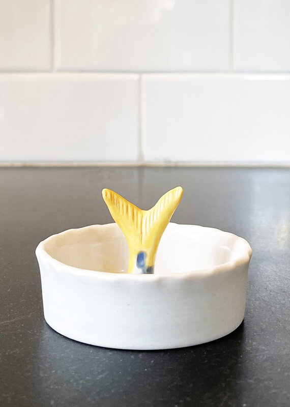 PetitFelts PetitFelts Porcelain Sardine Bowl - Tail