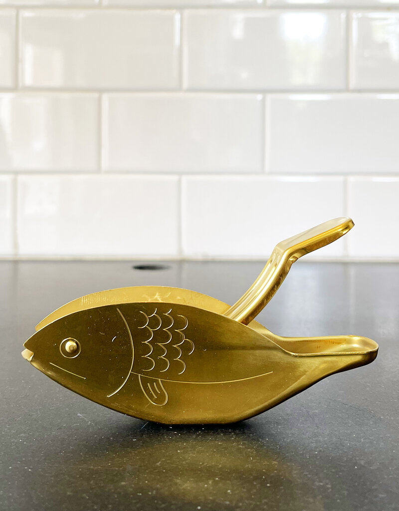 Here's How Stevie Fish Citrus Juicer