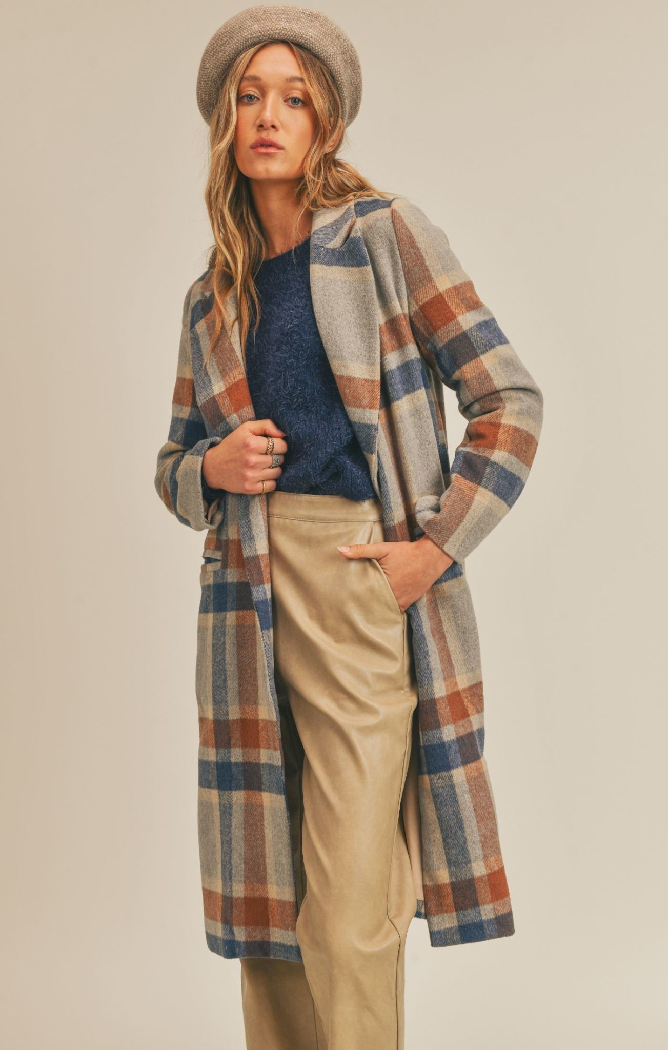 LD352351 Sage The Label All The Way Plaid Coat