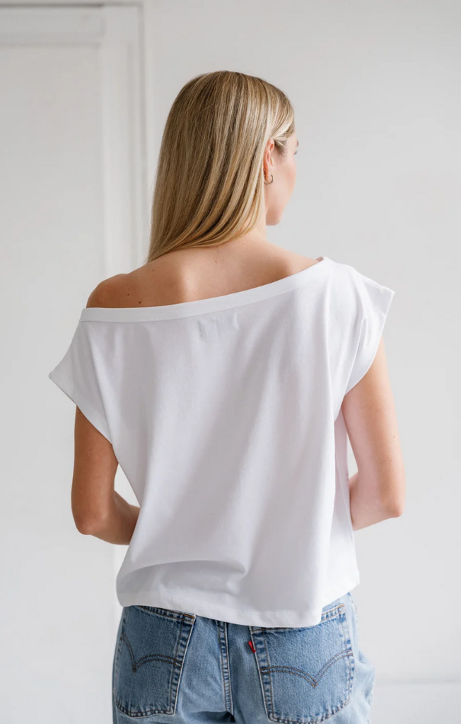 Brunette The Label BTLT075 Brunette The Label Off The Shoulder Tee