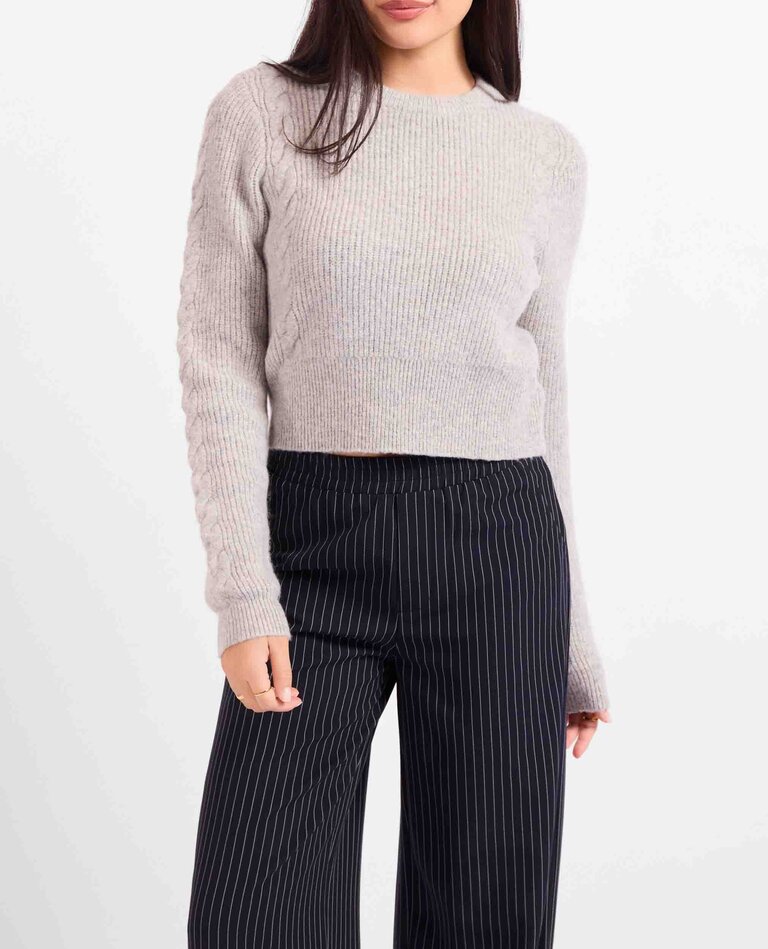 Sadie and Sage AJ3435 Sadie and Sage Bree Cable Knit Sweater