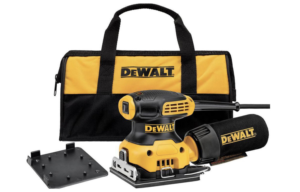(New) DEWALT 2.3 Amp Corded 1/4 Sheet Palm Grip Sander Kit with Contractor Bag