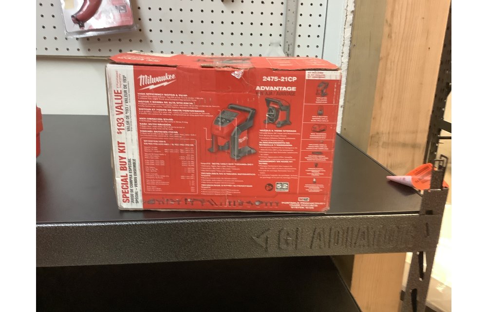 (New) Milwaukee M12 12-Volt Lithium-Ion Cordless Compact Inflator with 2.0 Ah Battery and Charger