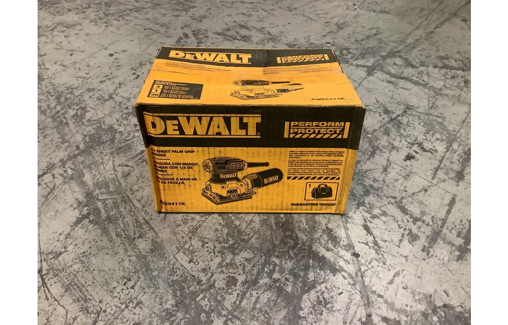 (New) DEWALT 2.3 Amp Corded 1/4 Sheet Palm Grip Sander Kit with Contractor Bag