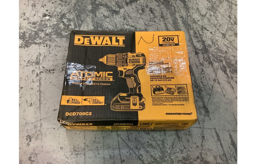 (New) DEWALT ATOMIC 20-Volt MAX Cordless Brushless Compact 1/2 in. Drill/Driver, (2) 20-Volt 1.3Ah Batteries, Charger & Bag