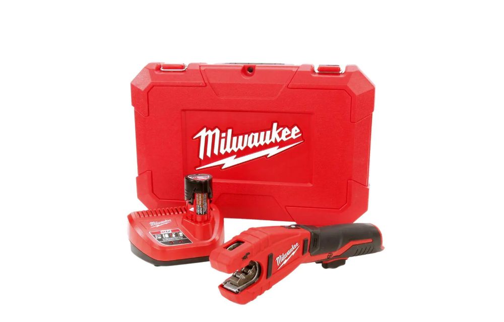 (New) Milwaukee M12 12-Volt Lithium-Ion Cordless Copper Tubing Cutter Kit with 1.5 Ah Battery, Charger and Hard Case