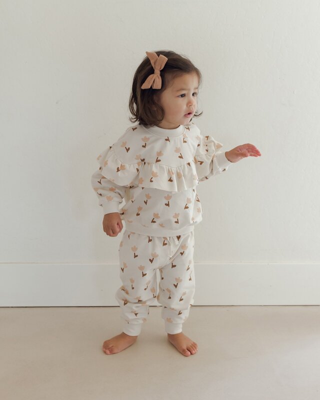 Quincy Mae Quincy Mae Tulip Ruffle Fleece Set
