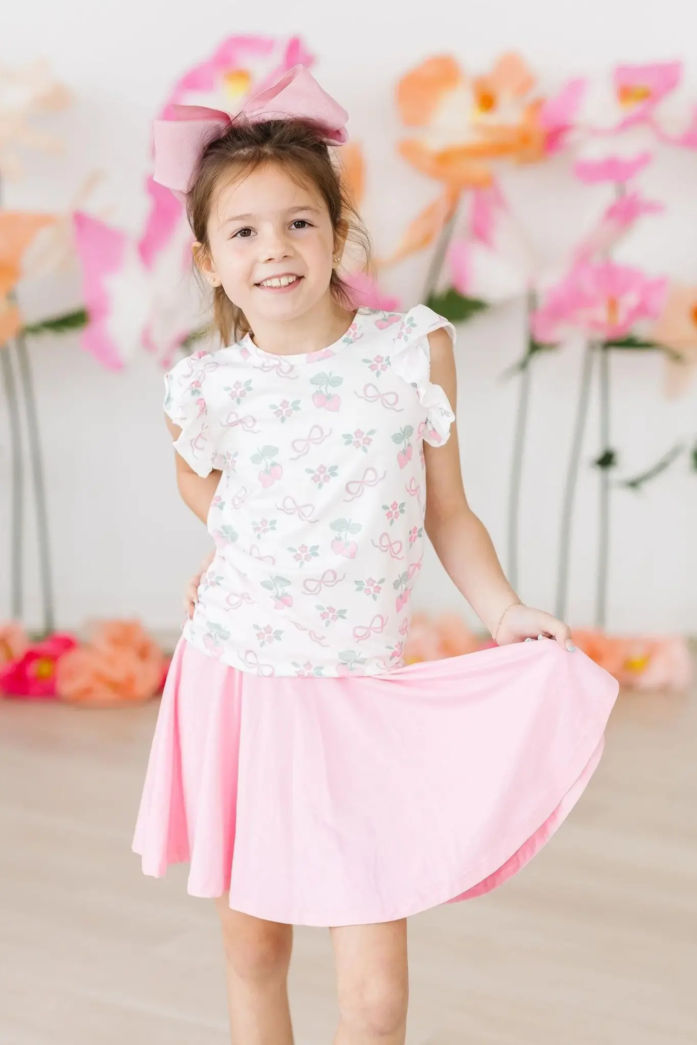 Mila & Rose Mila & Rose Berries & Bows S/S Ruffle Tee