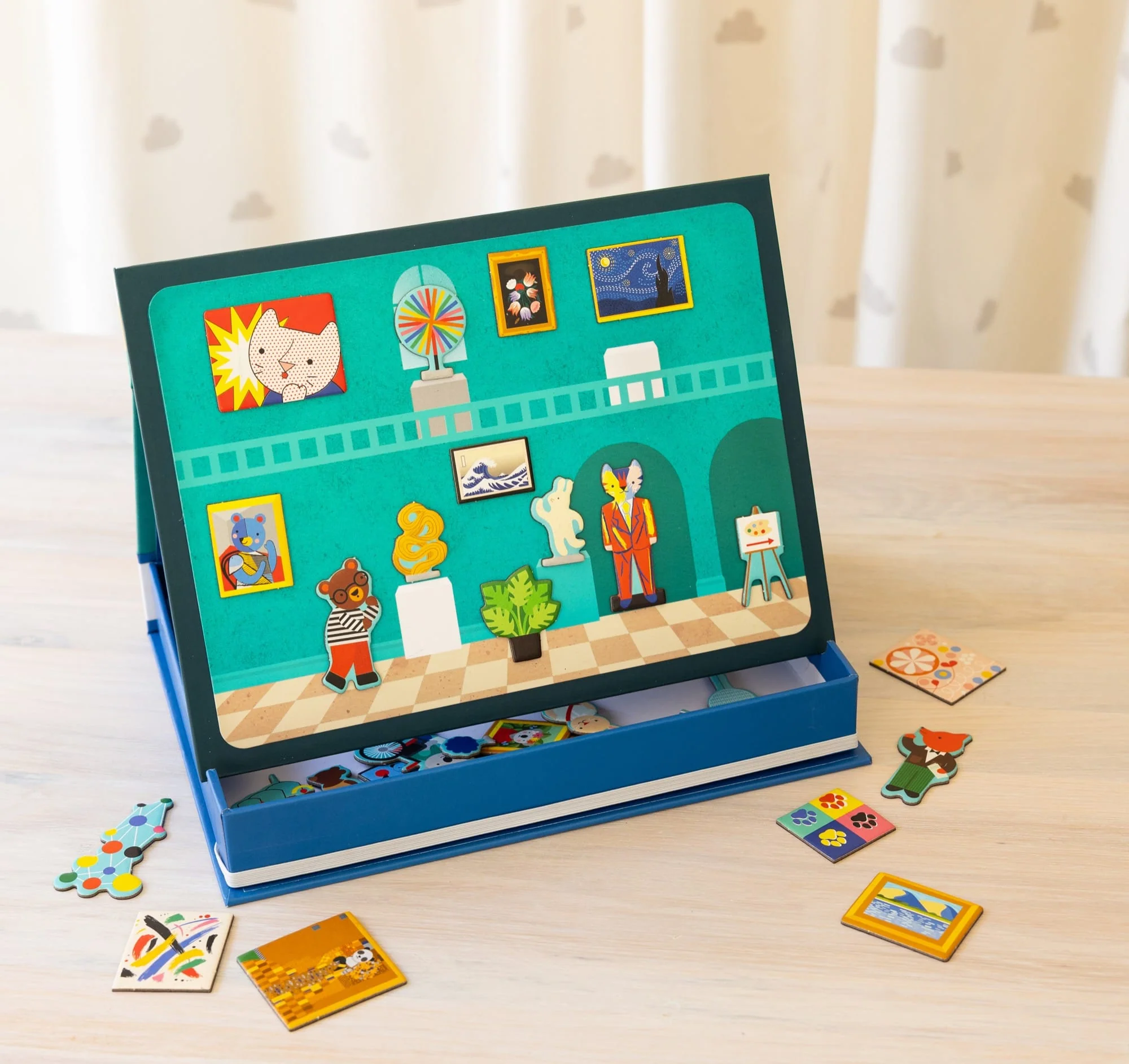 Chronicle Books My Museum Magnetic Play Scene