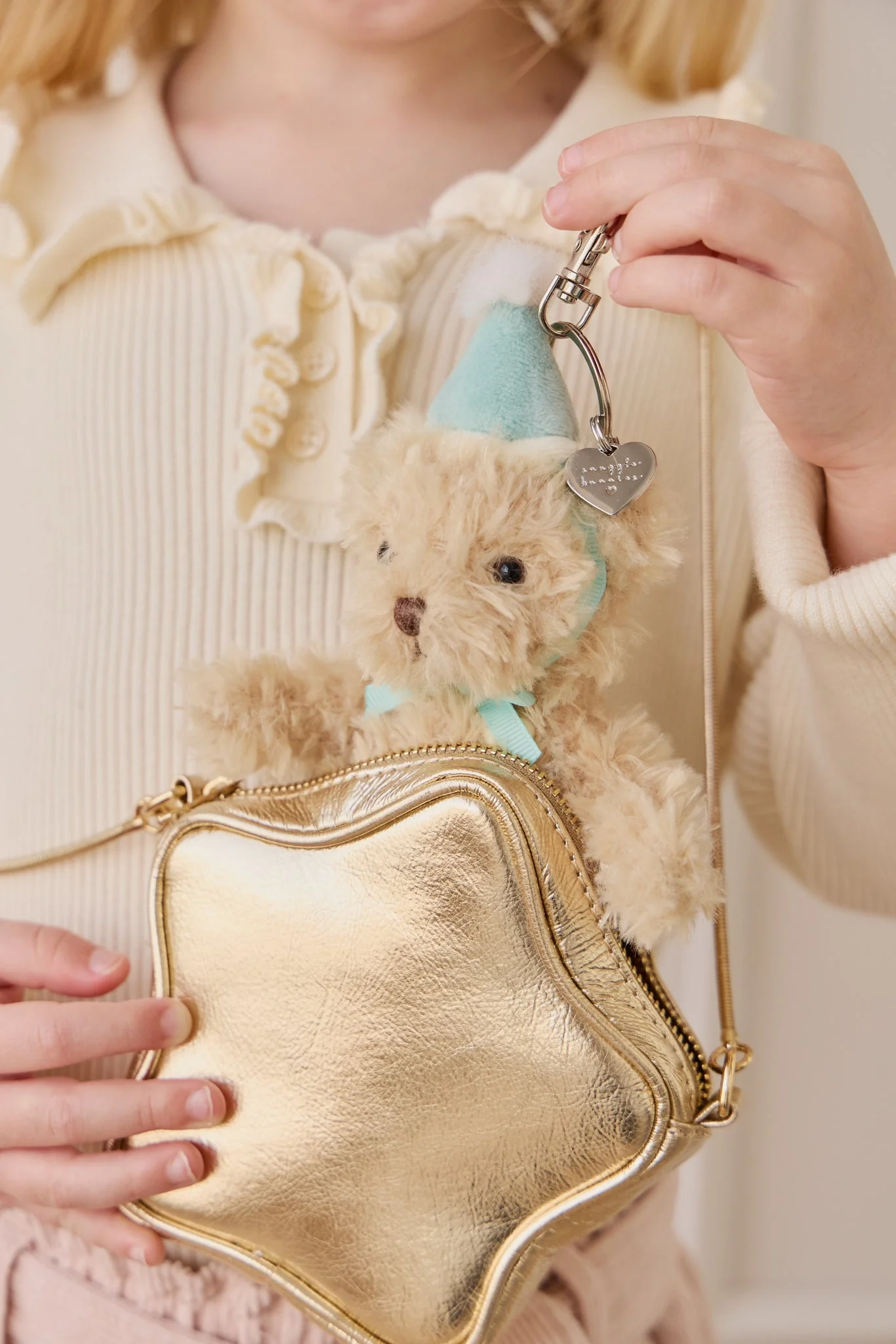 Jamie Kay Jamie Kay Snuggle Bunnies - Arthur Keyring - Sky