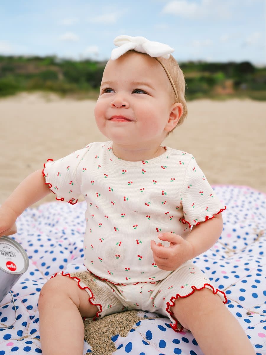 Petite Hailey Petite Hailey Berry Pattern PJ Set