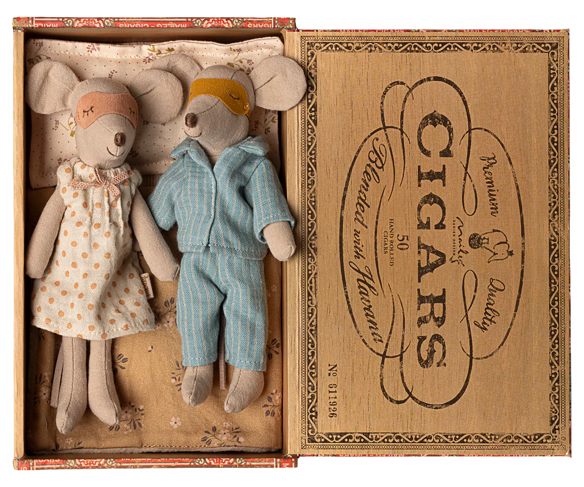 maileg Maileg Mum & Dad mice in cigarbox