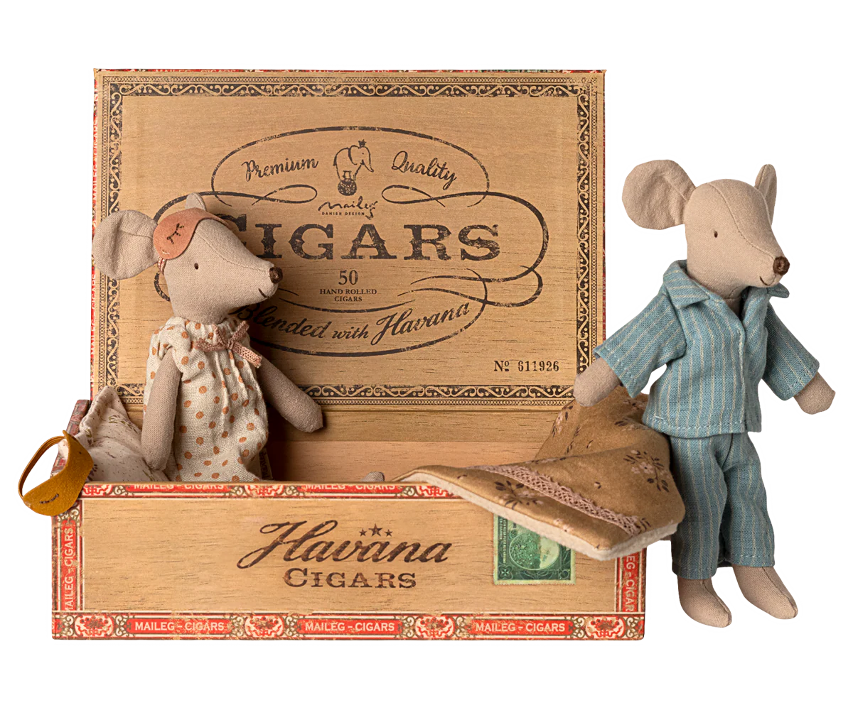 maileg Maileg Mum & Dad mice in cigarbox