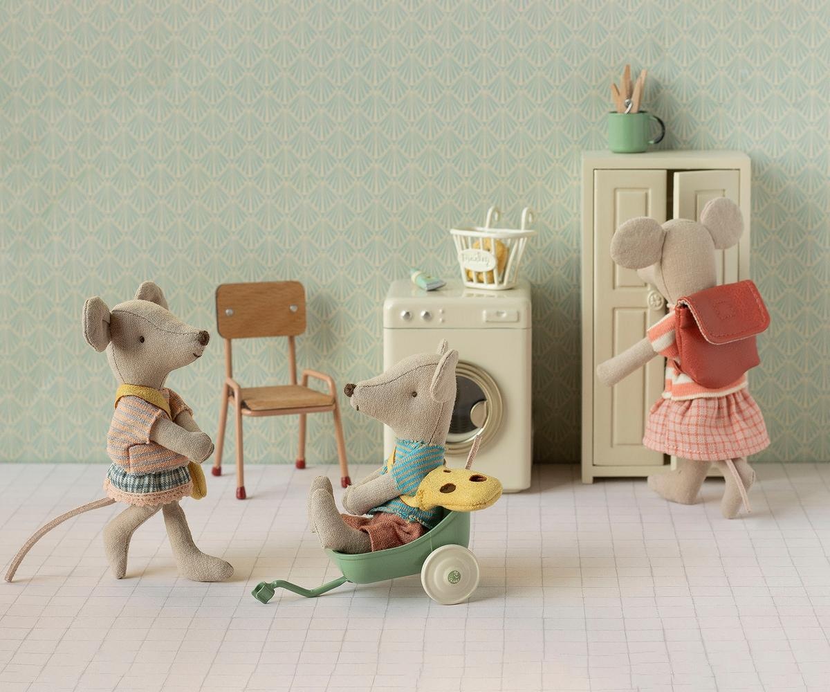 maileg Maileg Little sister mouse with bag