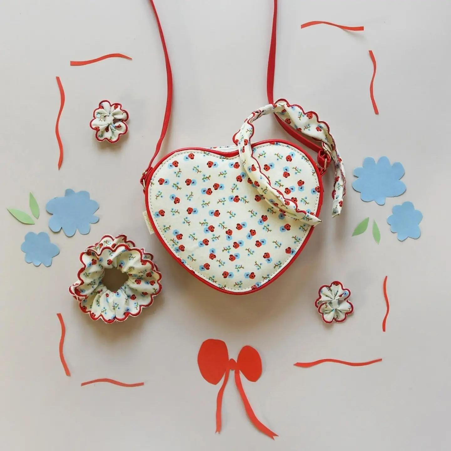Rockahula Martha Ditsy Floral Heart Bag