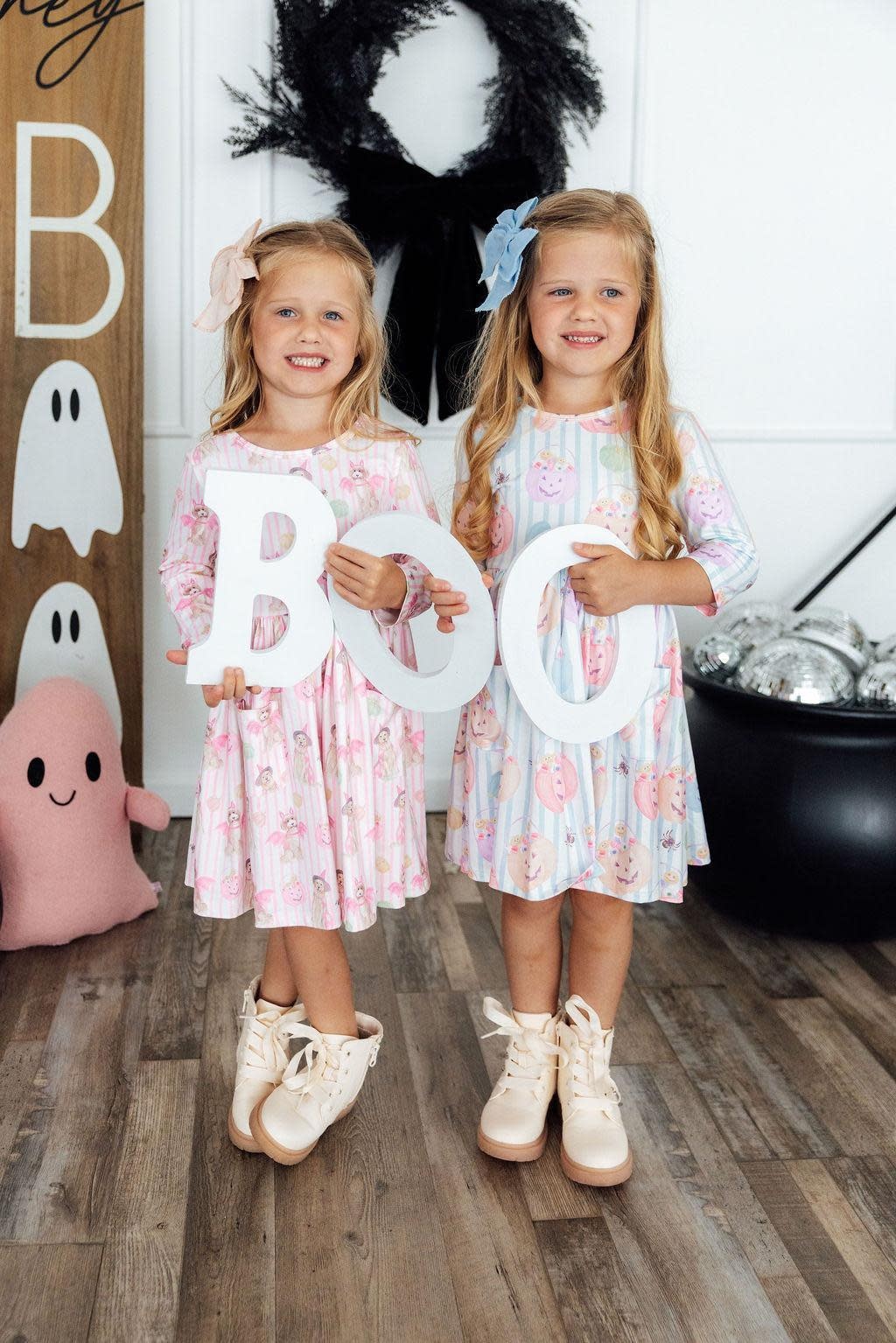 Mila & Rose Mila & Rose Pawsitively Spooky S/S Pocket Twirl Dress