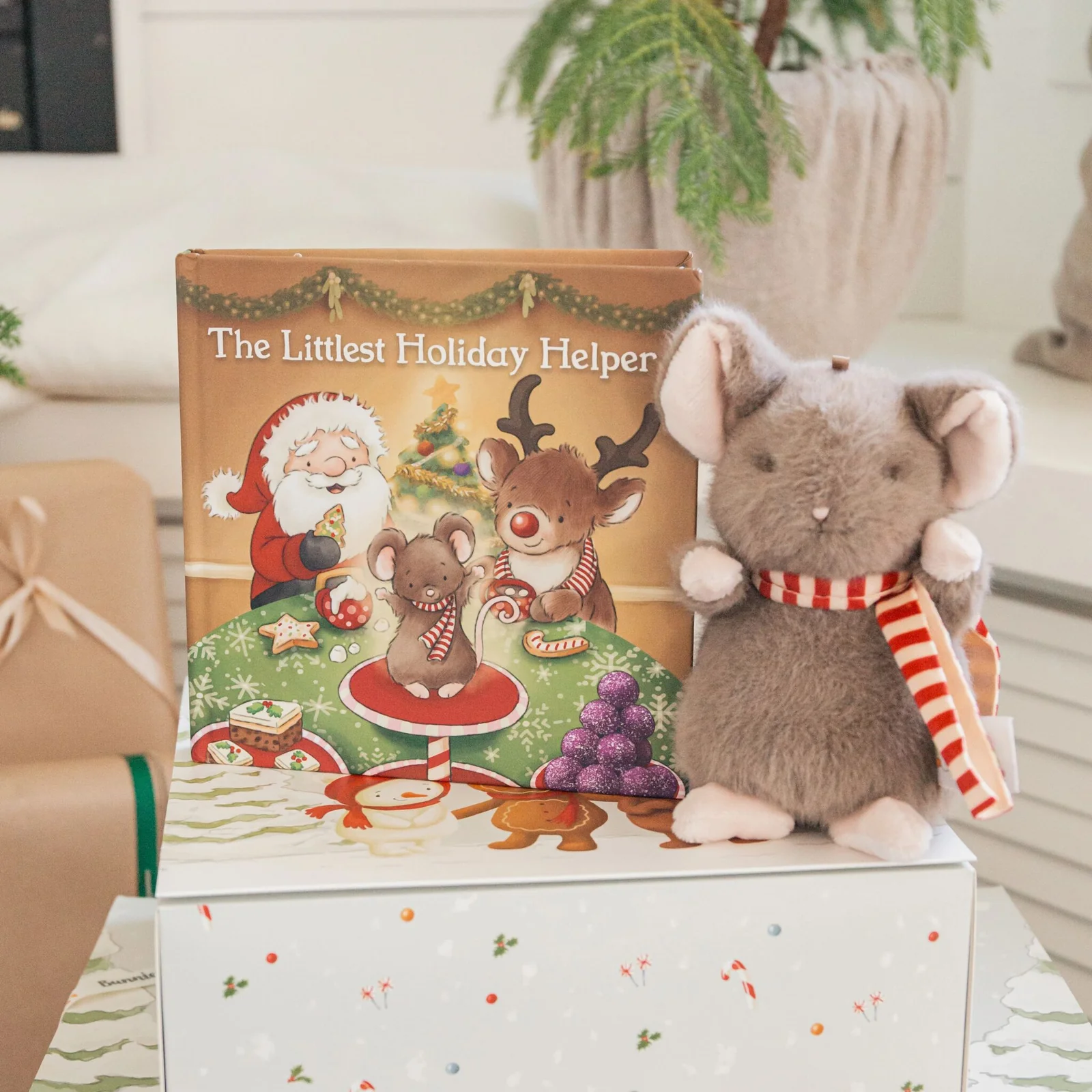 Bunnies by the Bay Bunnies by the Bay The Littlest Holiday Helper - Board Book