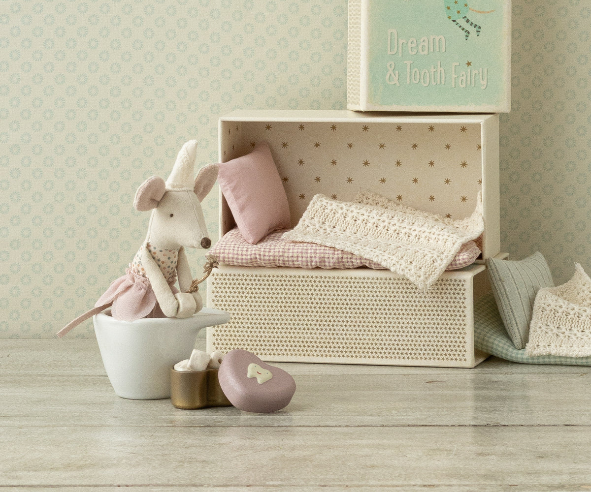 maileg Tooth fairy mouse, Little sister in matchbox