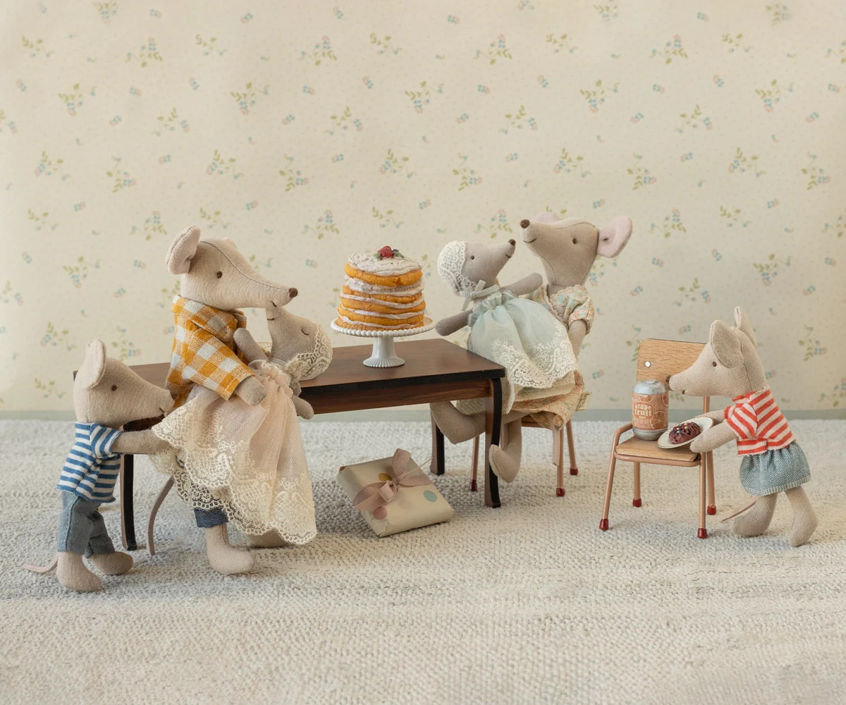 maileg Baby mouse in gown - Mint