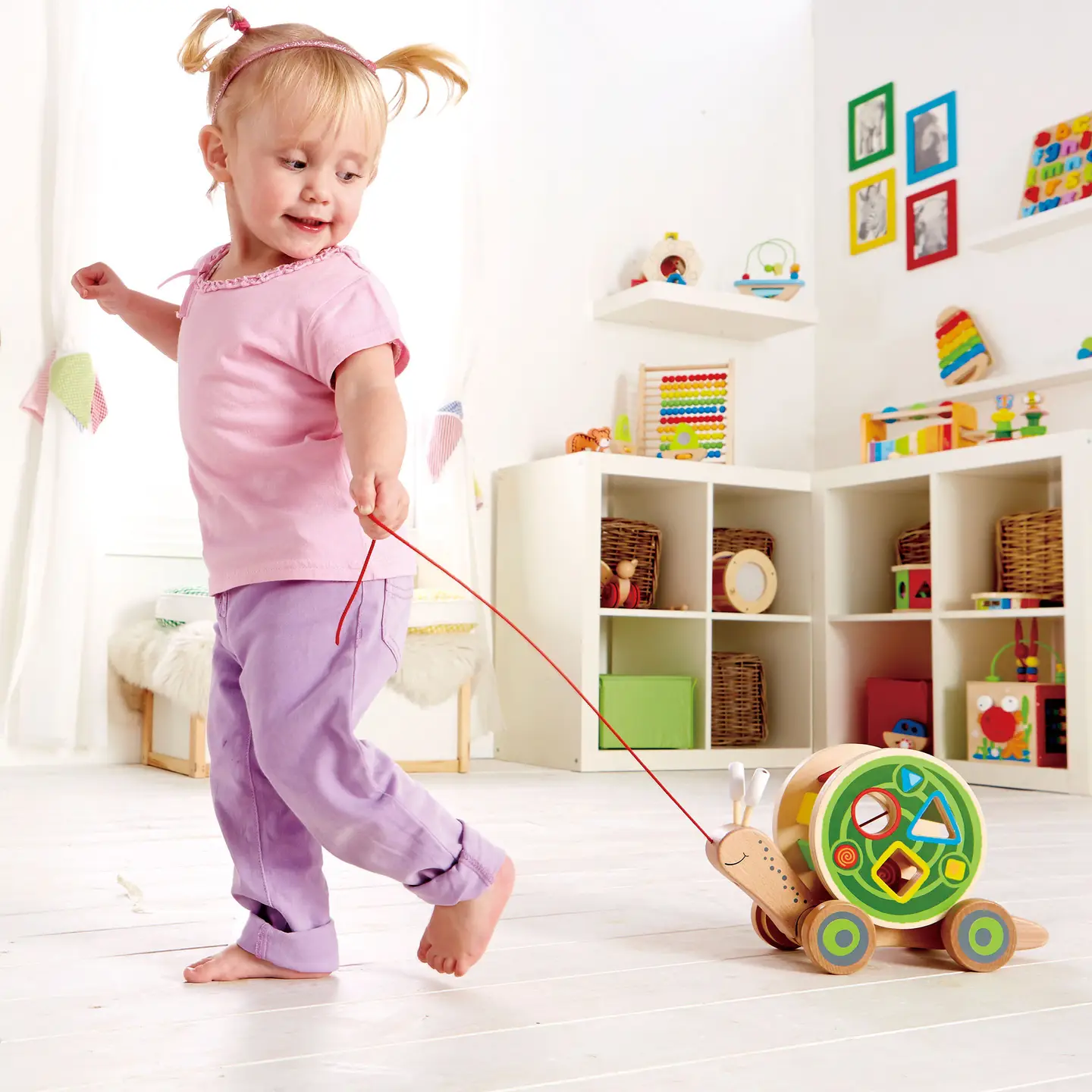 Hape Toys Hape Walk-A-Long Snail - Pull-Along Toy with Shape Sorting