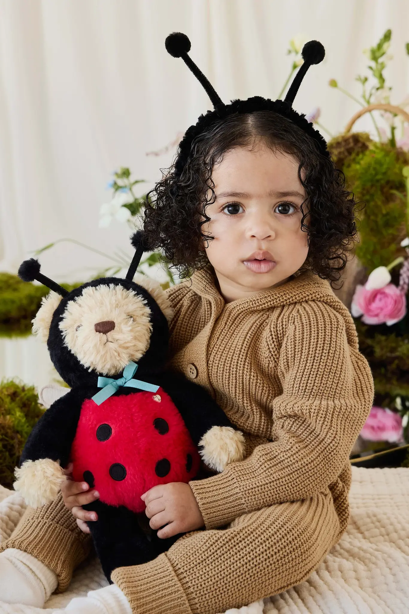 Jamie Kay Jamie Kay Snuggle Bunnies - Arthur the Bear - Lovebug