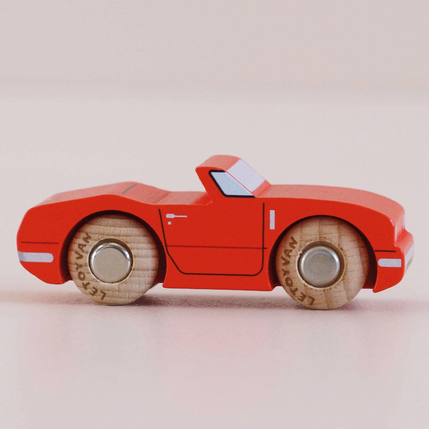 Le Toy Van, Inc. GT75 Marc Toy Car