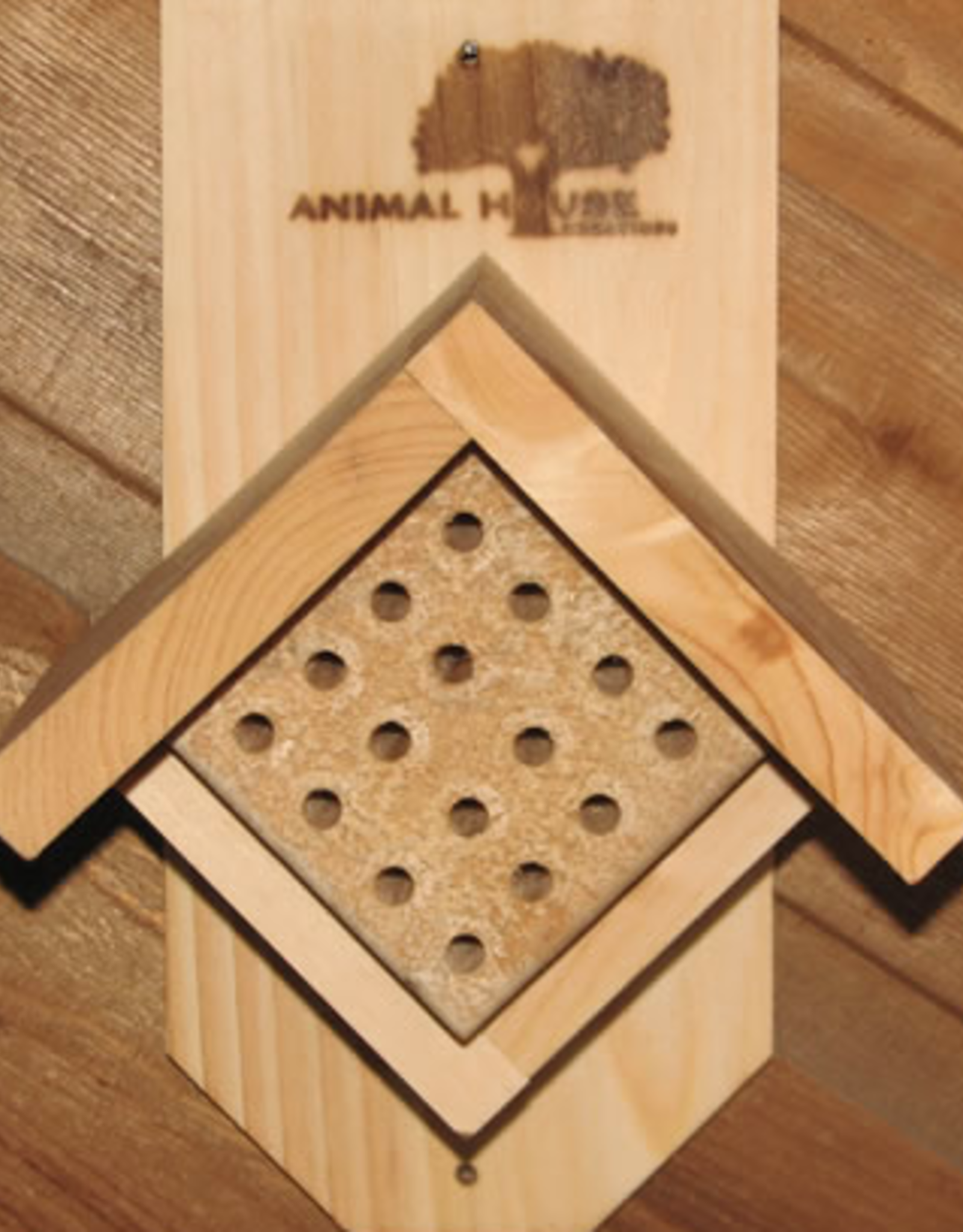 Animal House Creations AHC32 Bee House