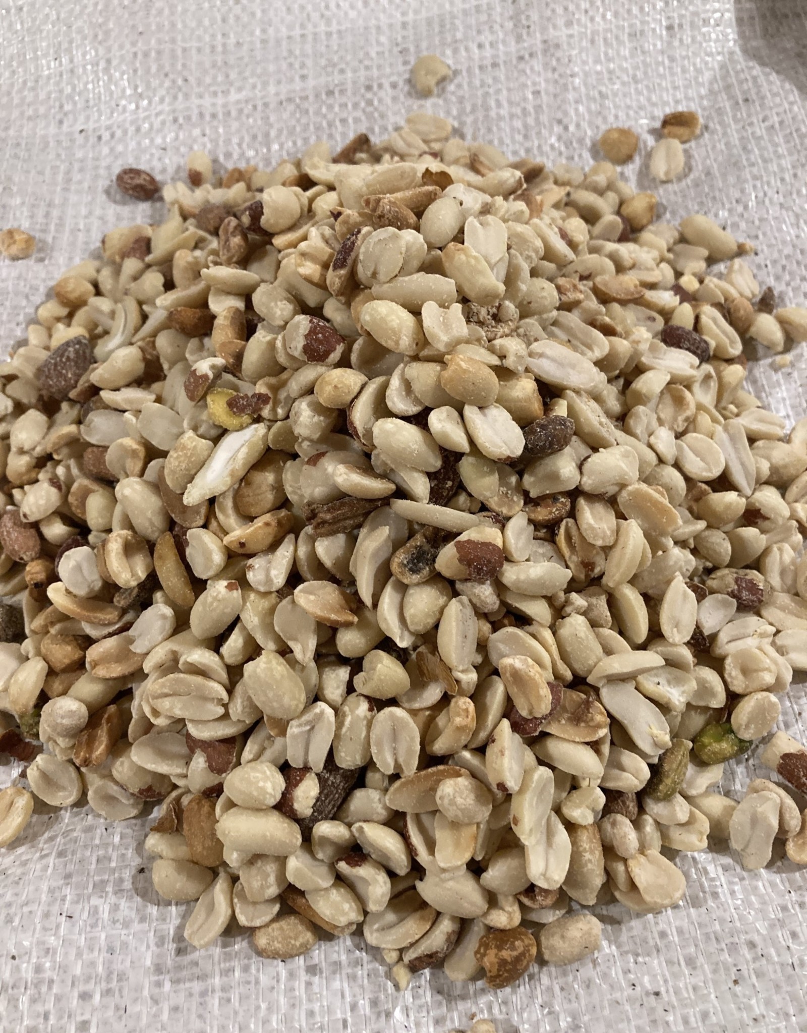 Mill Creek/Seed DLXPNUT2  Roasted shelled peanuts