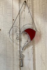 Artist- Andrew Reid ARHRTKEYRW Red/White Stained Glass Heart and Key