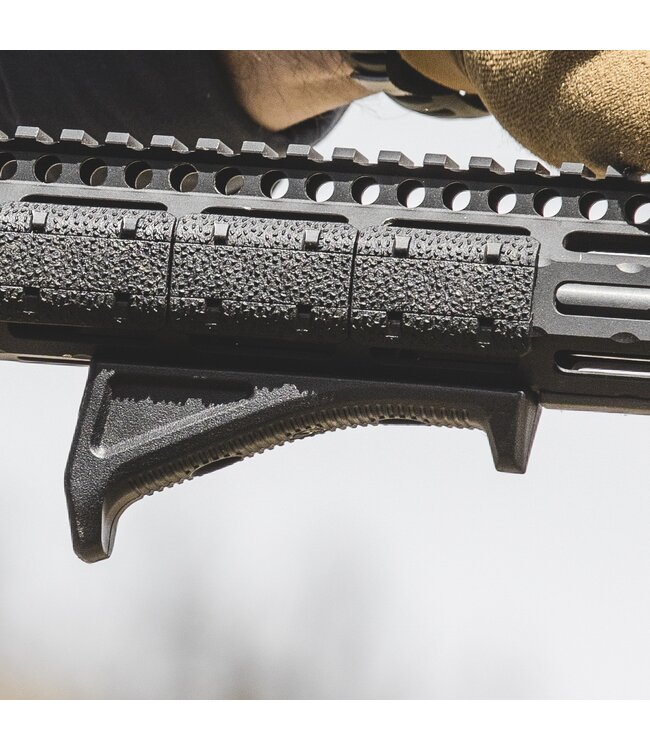 MAGPUL M-LOK Angled Fore Grip - MAG598