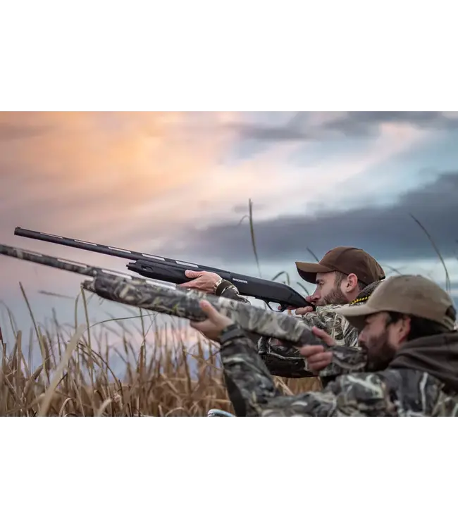 Winchester SX4 Semi-Auto Shotgun, Black Synthetic Stock, 28" Barrel, 12 Gauge 3"