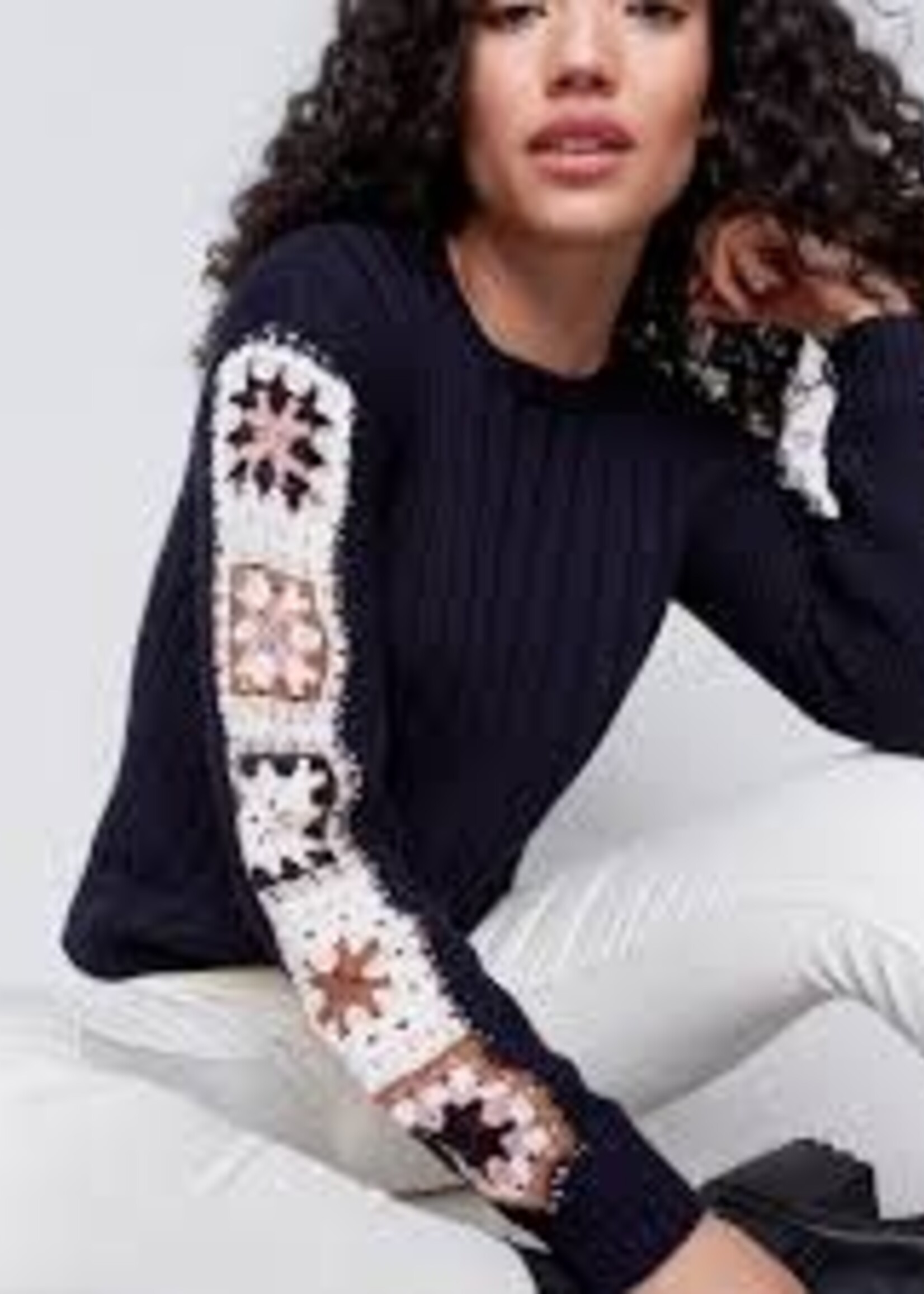 Charlie B Charlie B Knit Sweater w/ Crochet Sleeves C2623