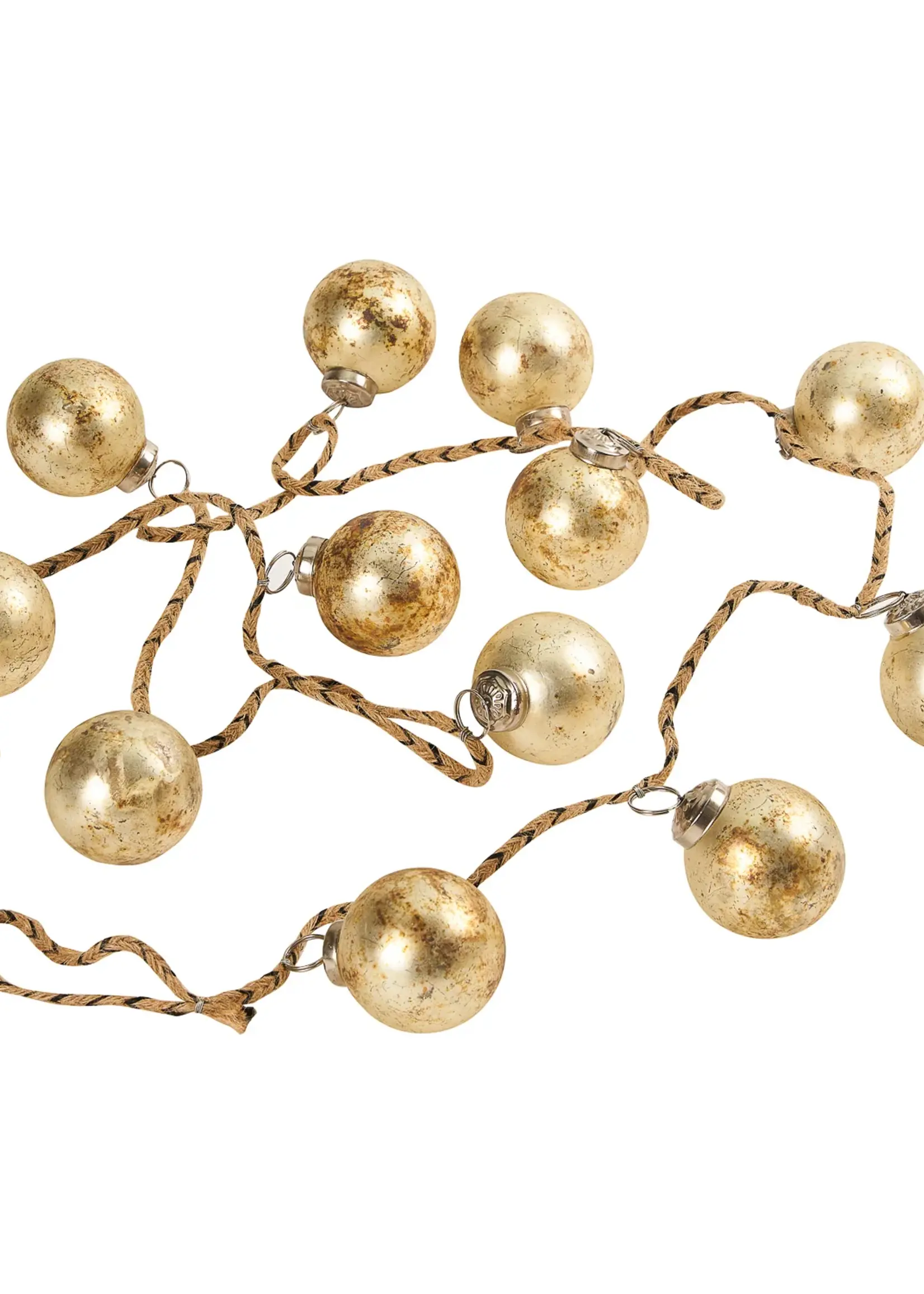 Rosha Living Indus Rustic Ball Ornament Garland
