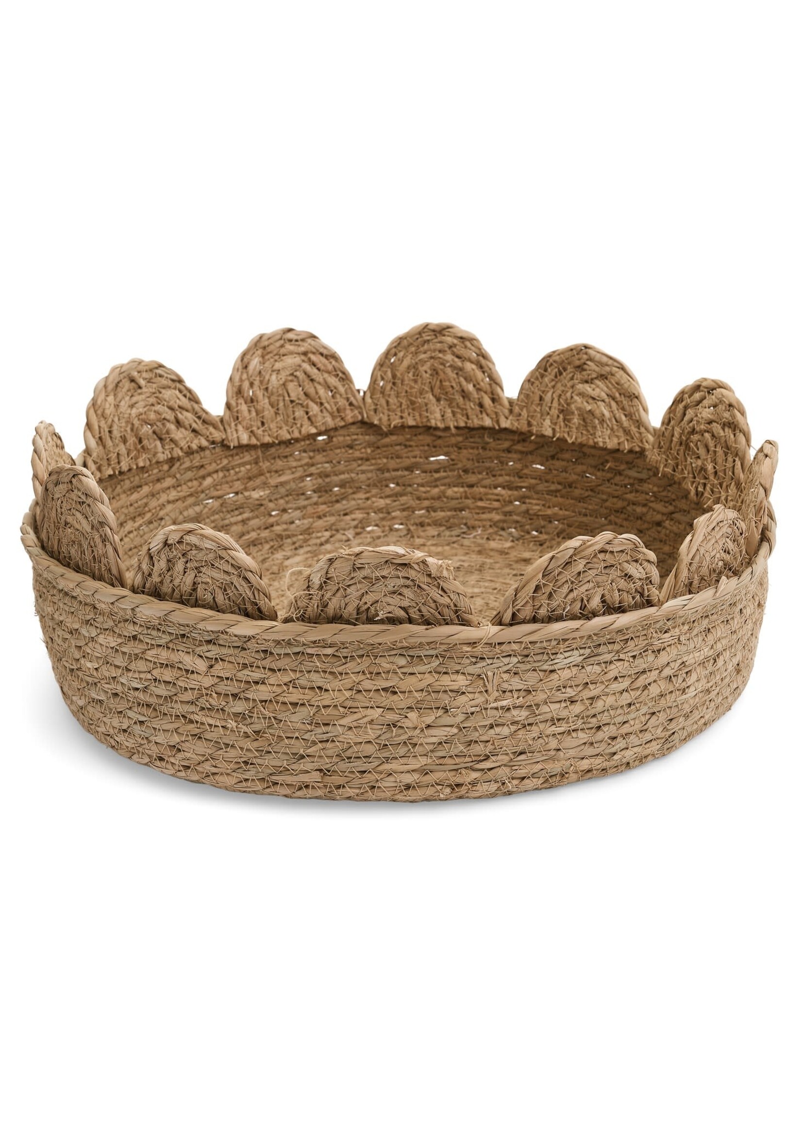 Small Grass Basket With Scallop Rim
