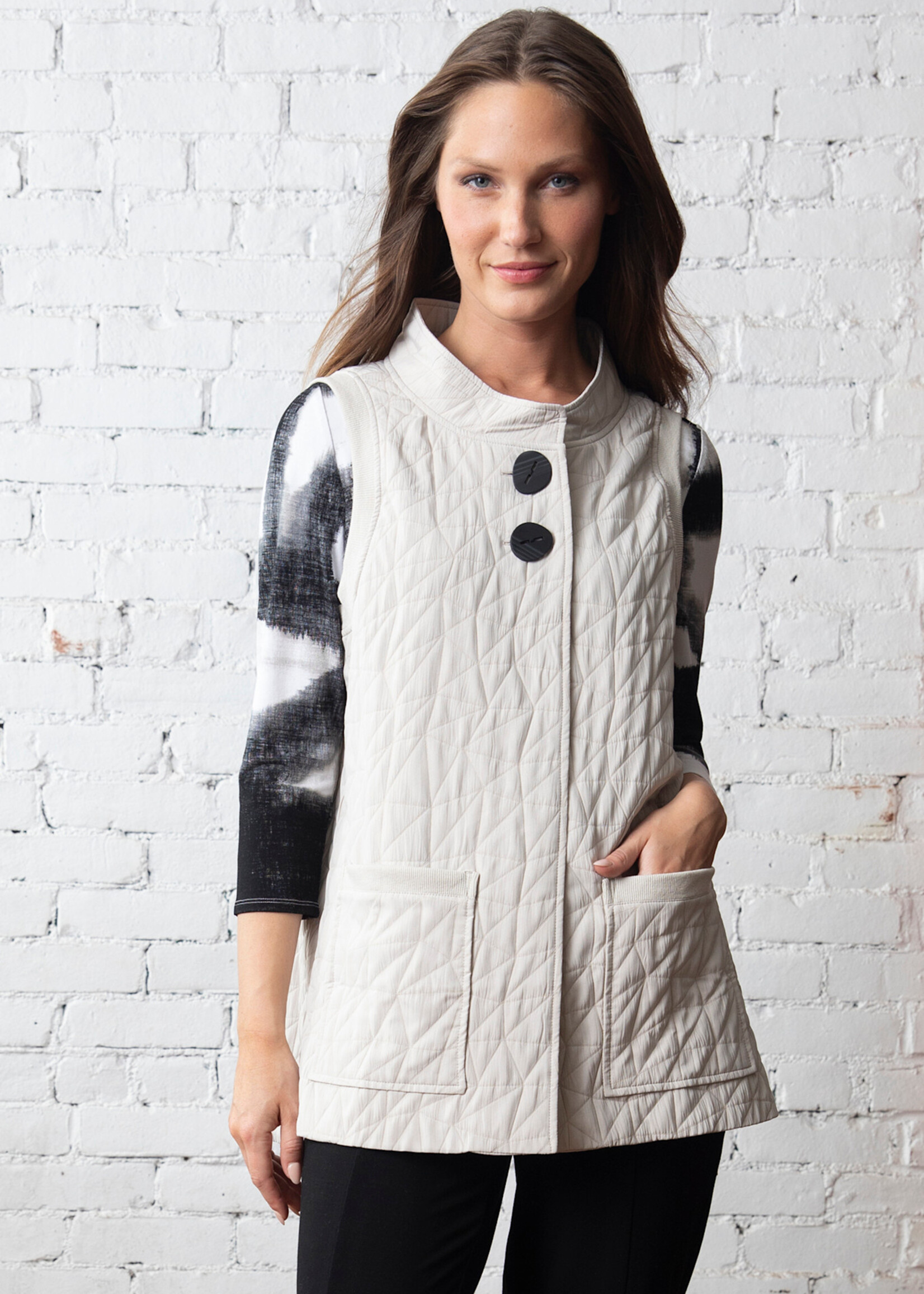 Olivia Olivia Everyday Layer Vest L230635