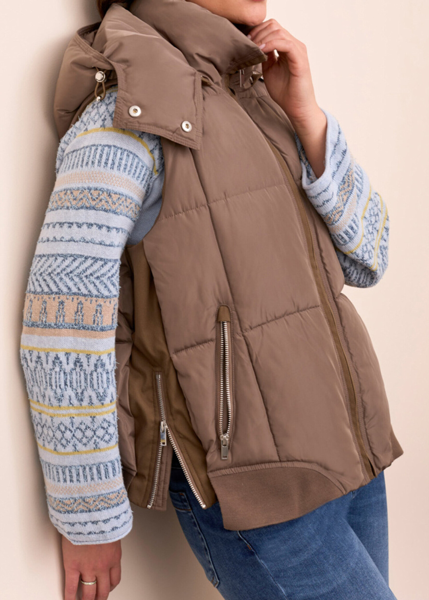 Tribal Tribal Quilted Vest w/ Removable Hood 2247O