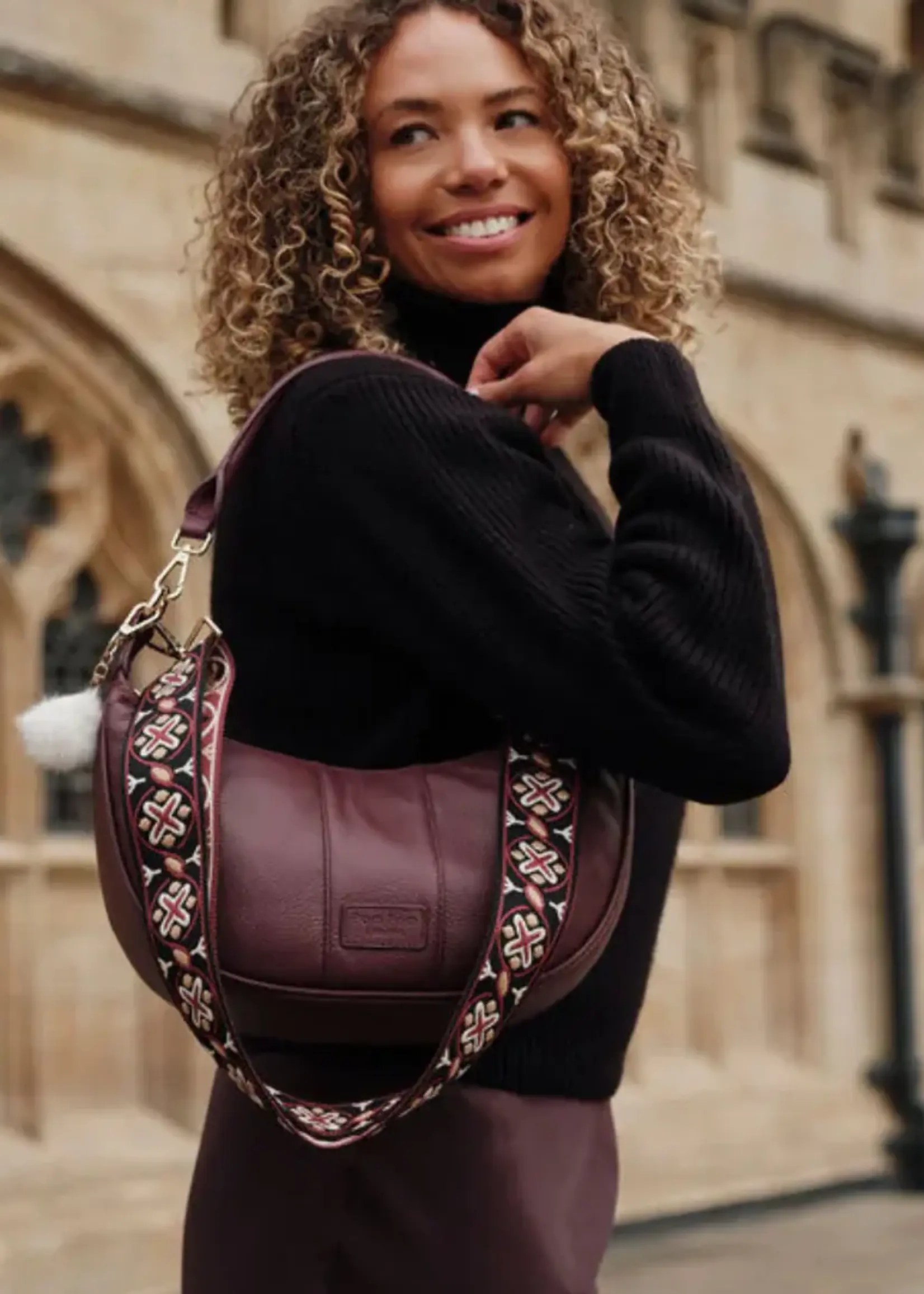 Pom Pom London Pom Pom Sutton Sling Bag & Accessories - Deep Burgandy