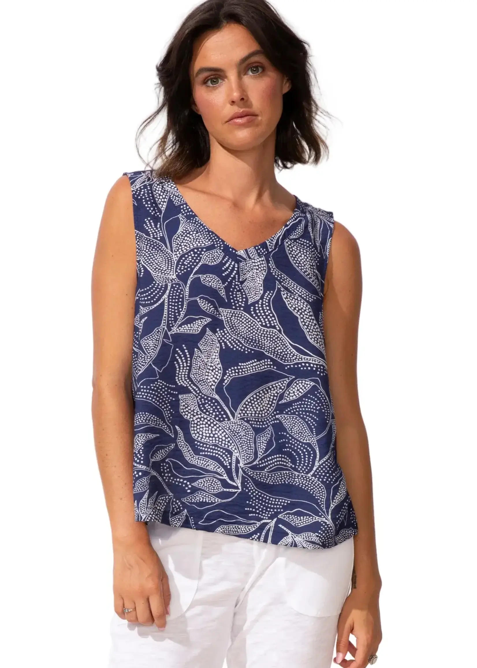 Escape Resort Tank w/ Leaves  E35610