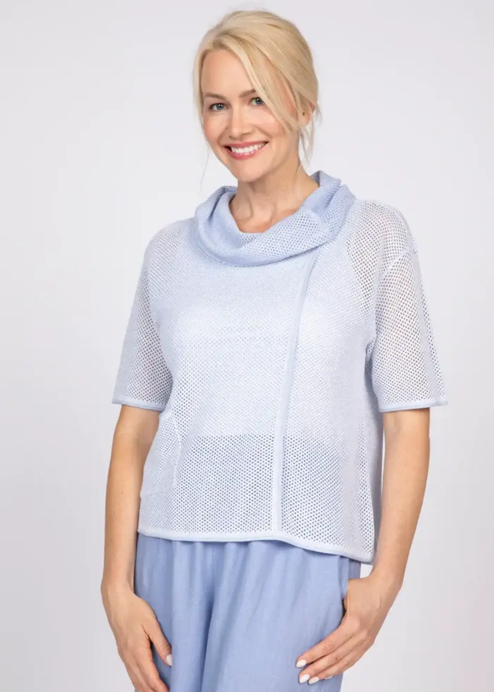 Olivia Olivia Stay Centered Drape Collar Top L310121