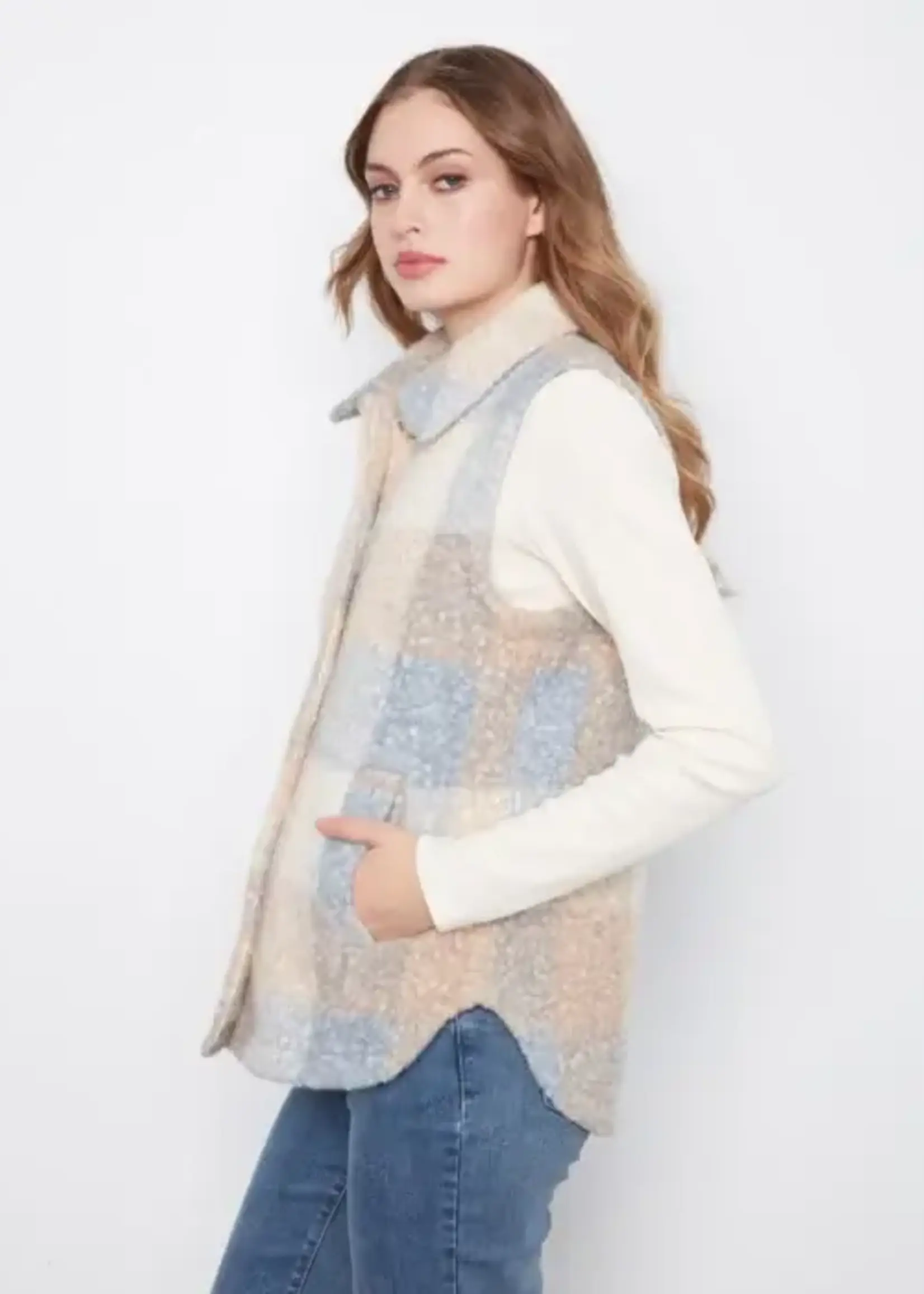 Charlie B Charlie B Plaid Boucle Knit Vest Jacket C6319