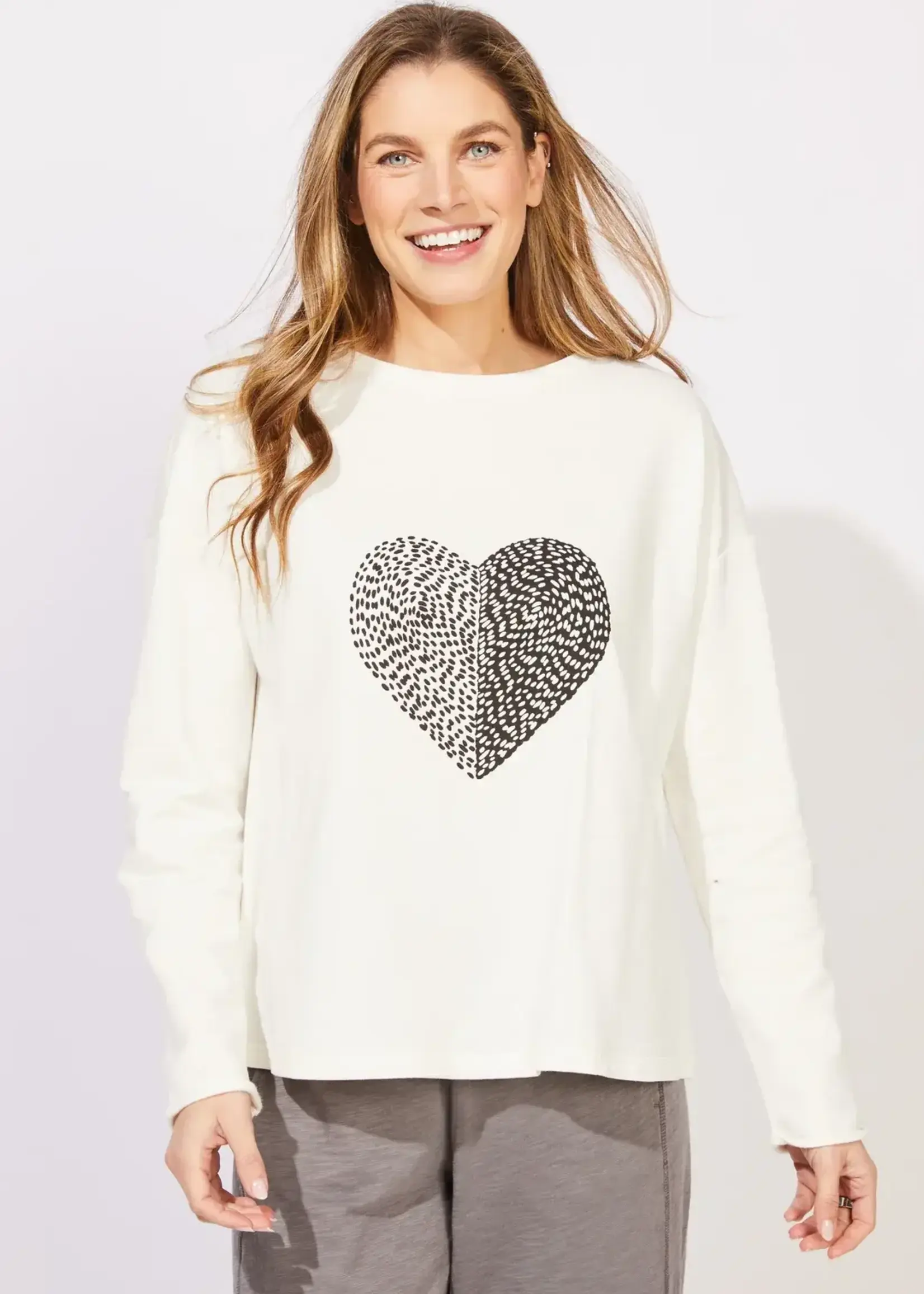 Escape Needle Point Heart Pullover E44901