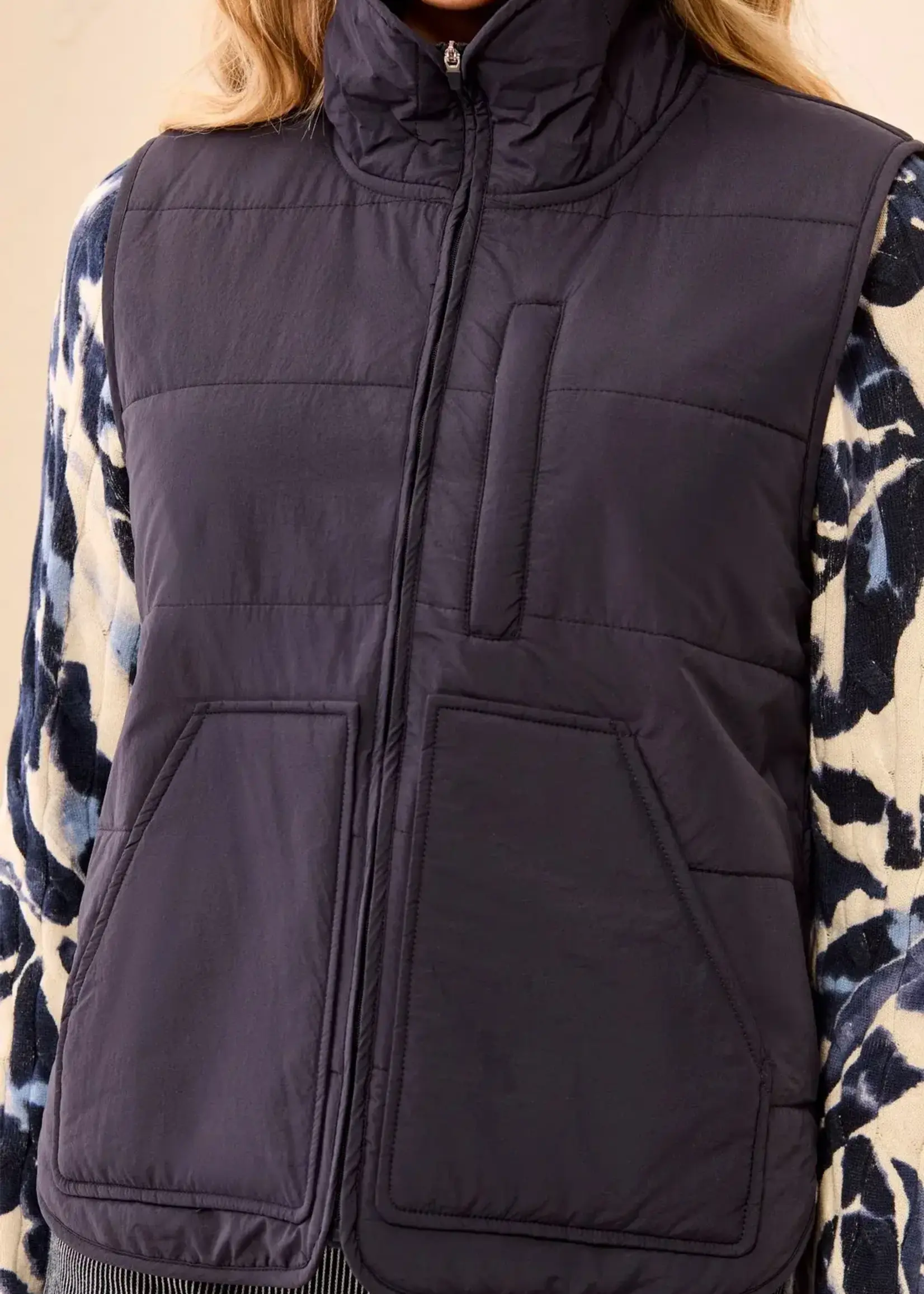 Tribal Tribal Packable Puffer Vest 3178O
