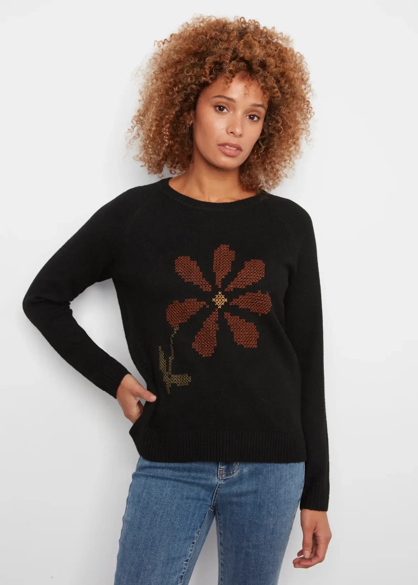 Charlie B Charlie B Embroidered Raglan Sleeve Sweater C2848